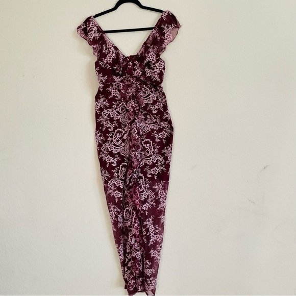 Wayf Red Plunge Neck Maxi Dress with Flutter Sleeves - Picture 6 of 15